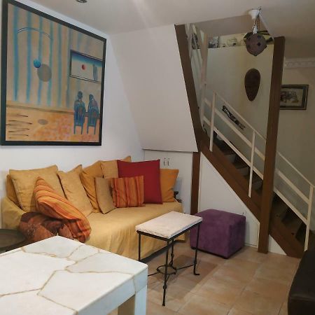 Studio Apt Great Location Heart Of Downtown District Appartement Haifa Buitenkant foto