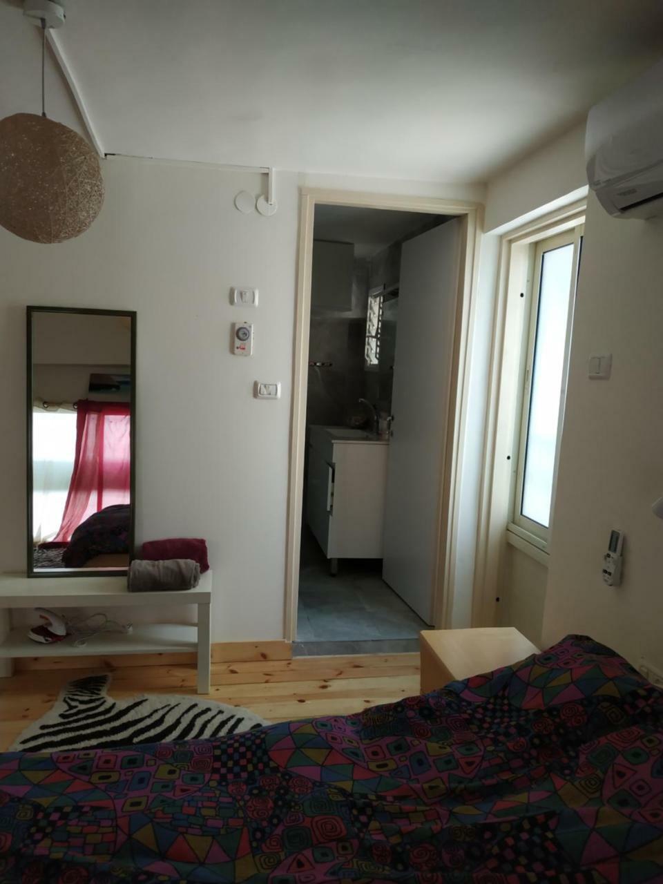 Studio Apt Great Location Heart Of Downtown District Appartement Haifa Buitenkant foto